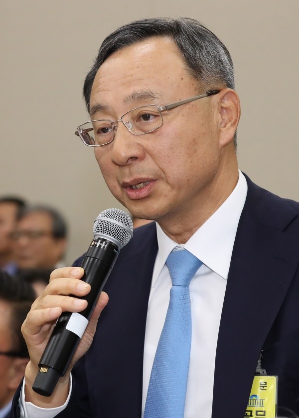 황창규 KT 회장(사진=newsis).