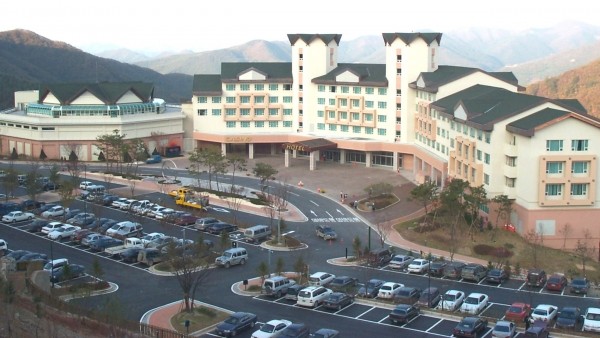 강원랜드 스몰카지노호텔 전경.(사진=newsis)