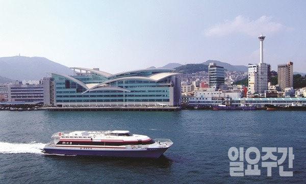 자갈치 시장.