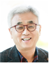 ▲ 정성수 시인