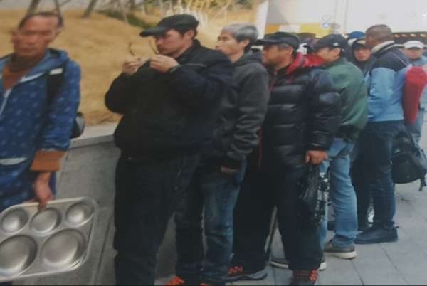 ▲ 급식은 수단 가운데 하나이고, 자활을 돕는 것이 최종 목적입니다.