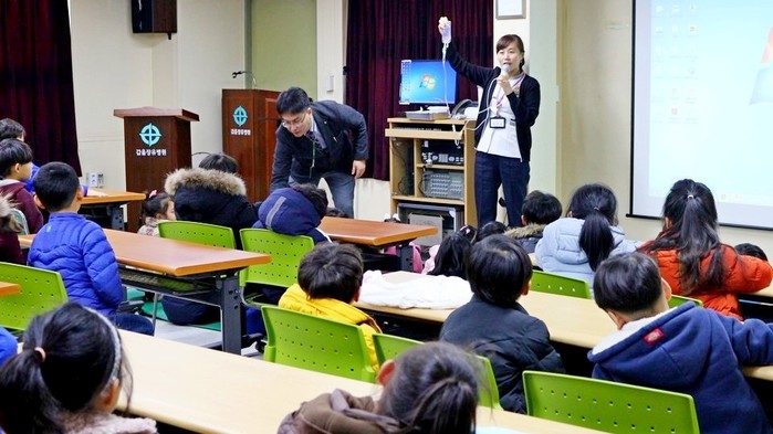 갑을장유병원이 최근 관내 자리한 국공립 어린이집 원아생을 대상으로 보건교육 등을 실시했다. 사진제공=갑을장유병원